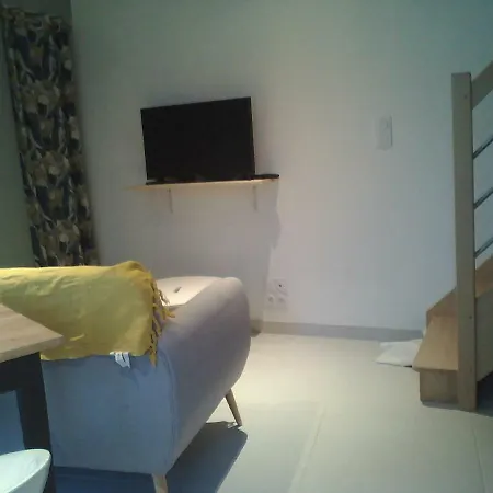 Gasthof Petite Maison Avec Cour Privative Arboree